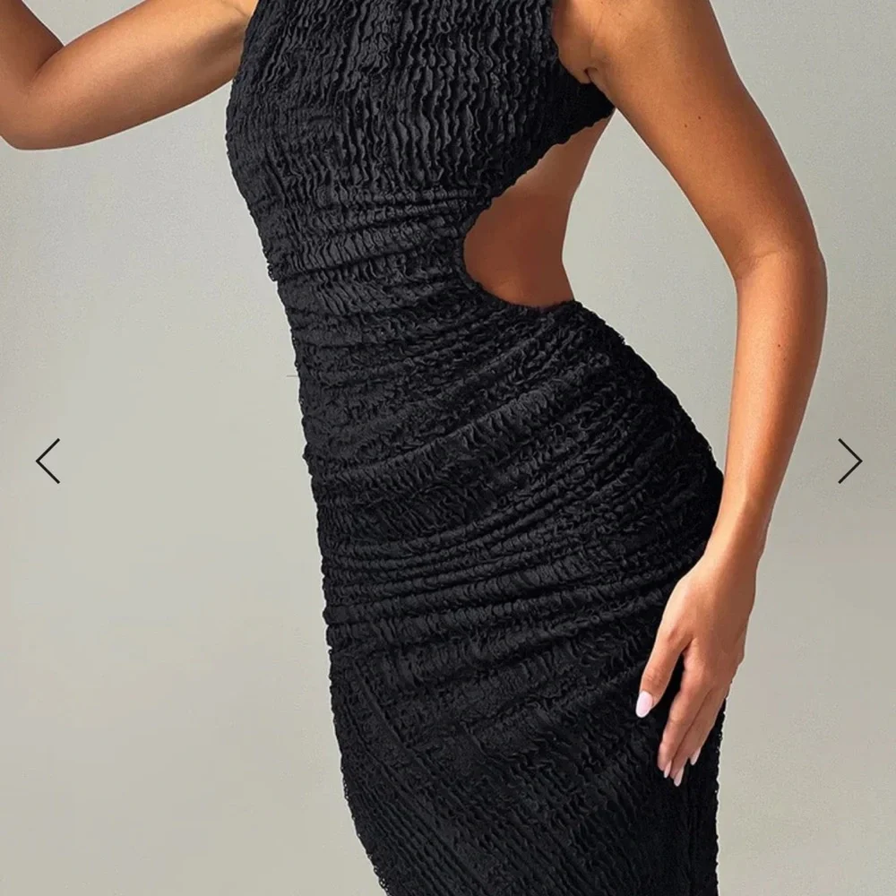 Babyboo Stretchy Black Midi Dress - Picture 7 of 8